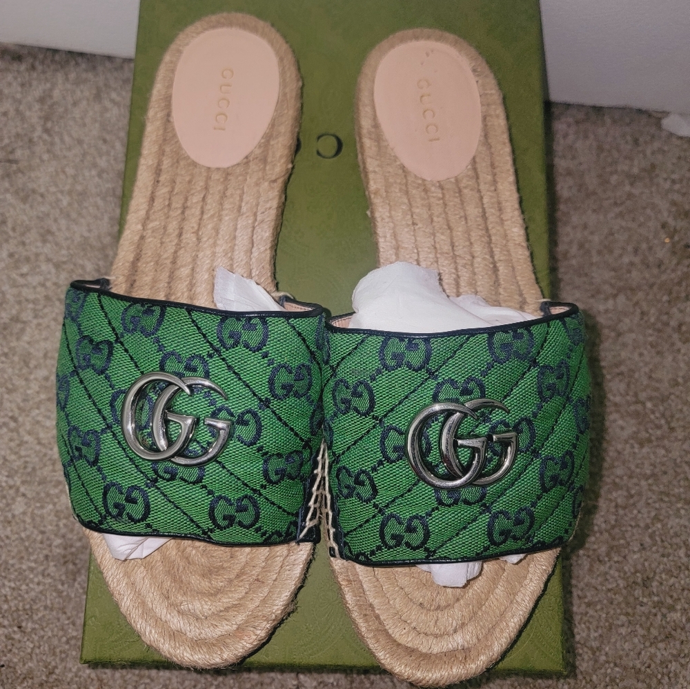Gucci sandals